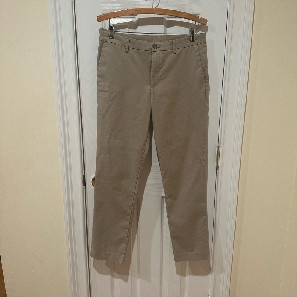 Calvin Klein Mens Flat Front Khakis, Size 32x30